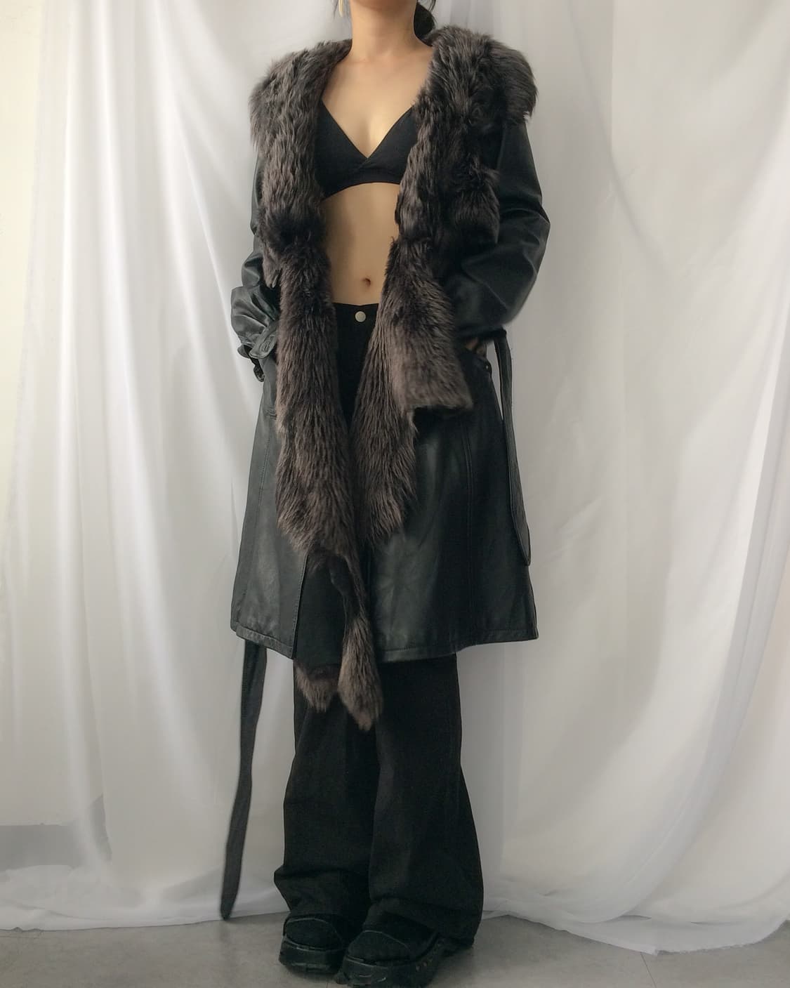 Fur layered drape point belted long leat 상품이미지9