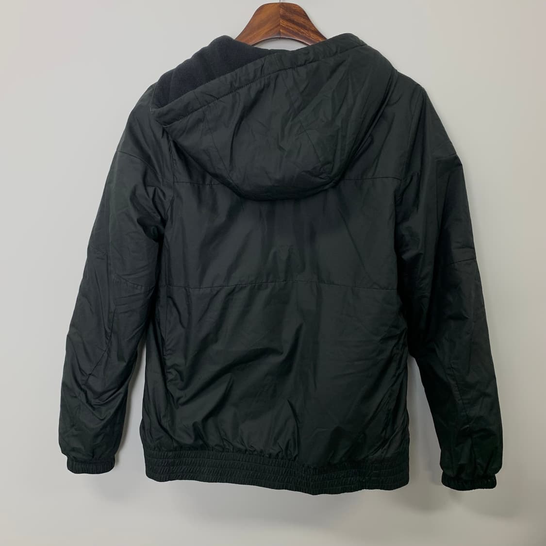 나이키 스우시 블랙 투웨이 패딩 점퍼 상품이미지3