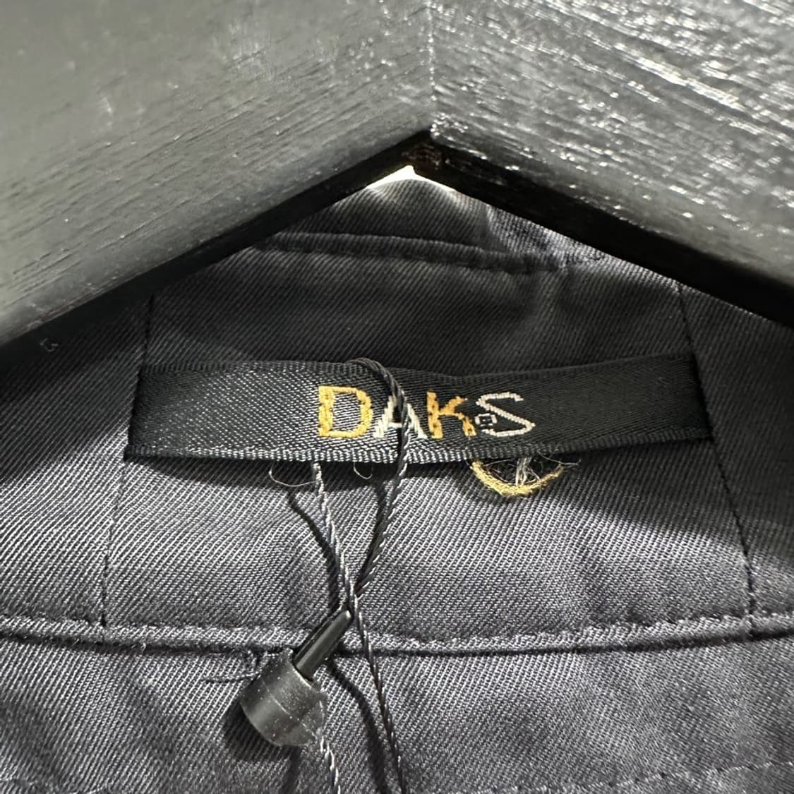 닥스 벨티드 트렌치코트 상품이미지4