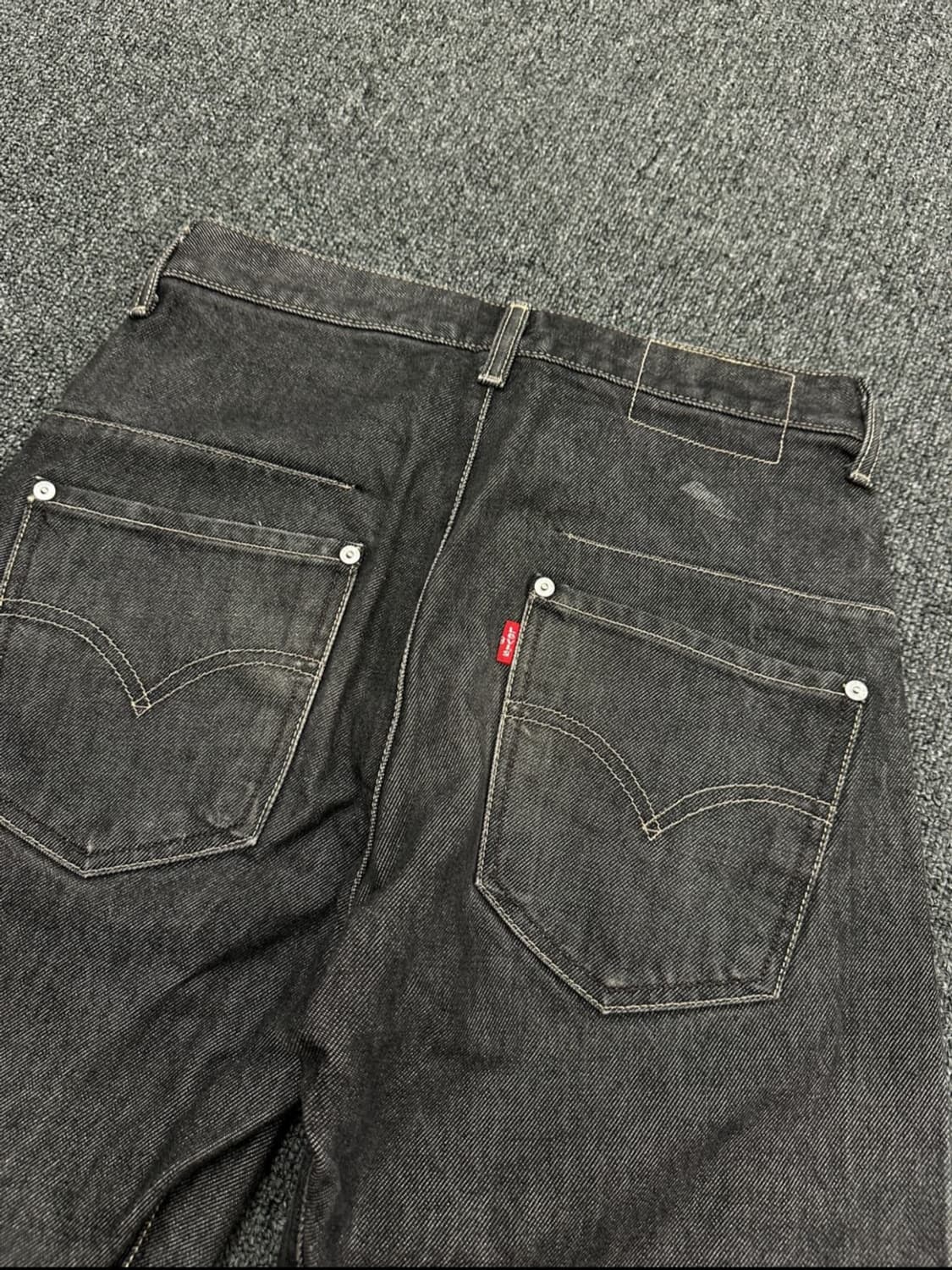 리바이스 엔지니어드 흑청 데님팬츠 상품이미지5