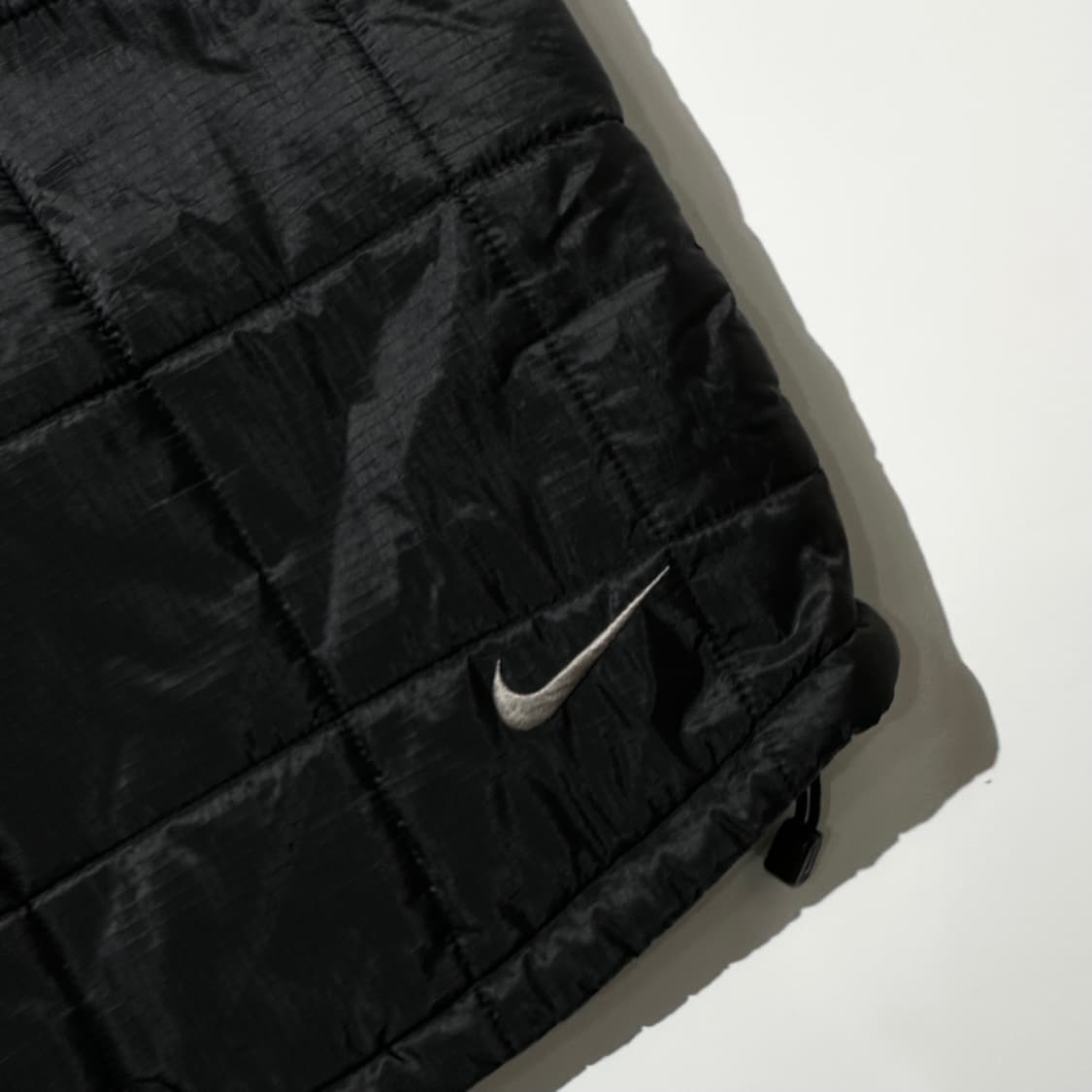나이키 ACG 프리마로프트 퀼팅 패딩 베스트 블랙 상품이미지8