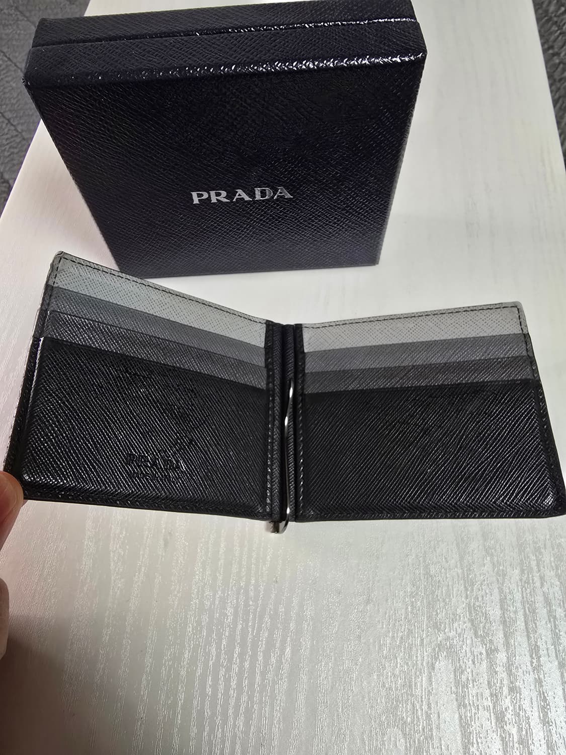 프라다 머니클립 상품이미지3