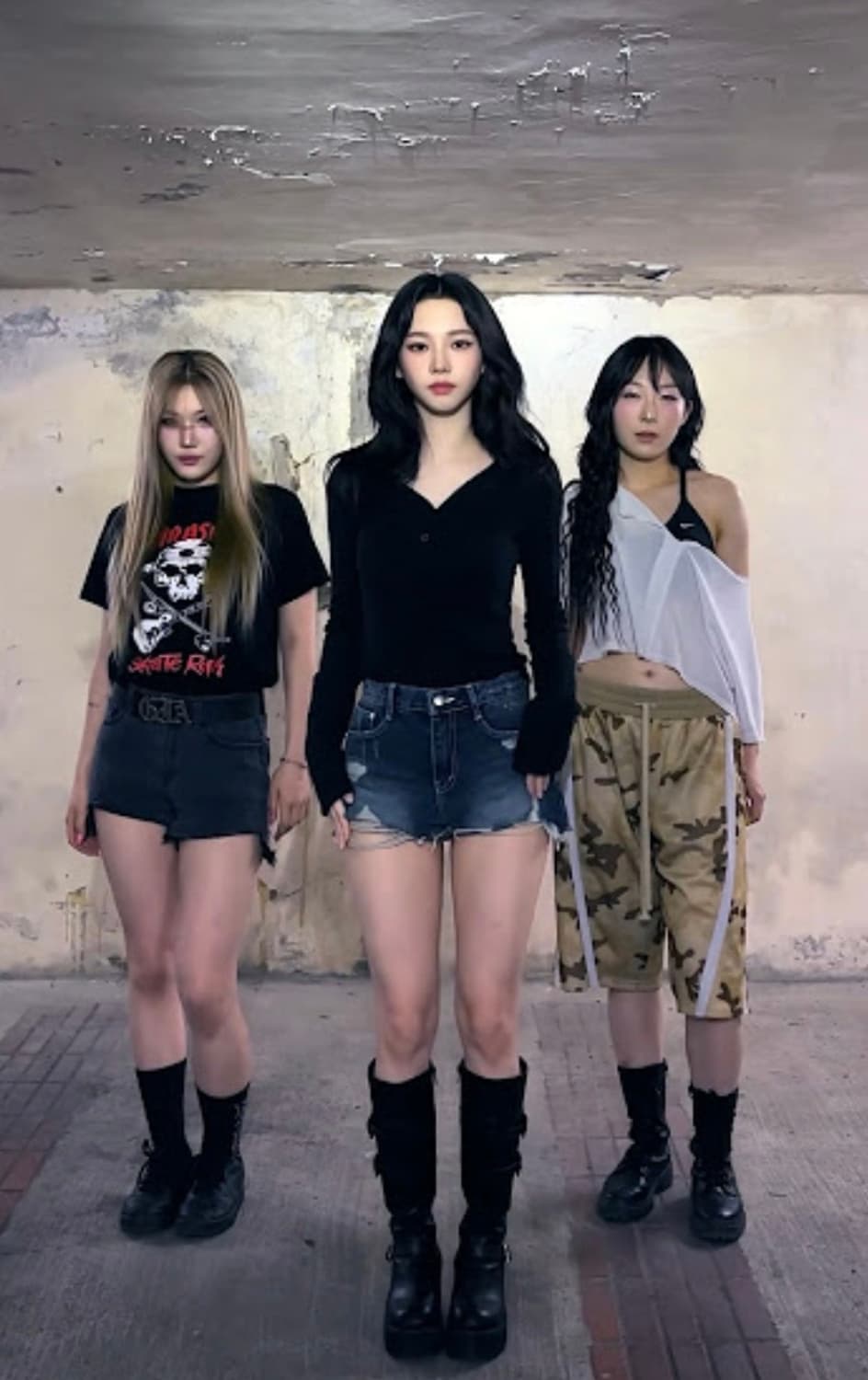 카리나 pocket locket 핫팬츠(진청 빈티지 디스트로이드 반바지) 상품이미지1