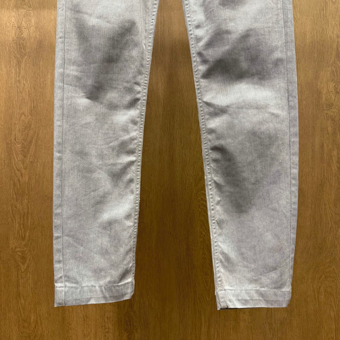 돌체앤가바나 4버튼 플랩포켓 디테일 워싱 데님 팬츠 슬림핏 연그레이 상품이미지5