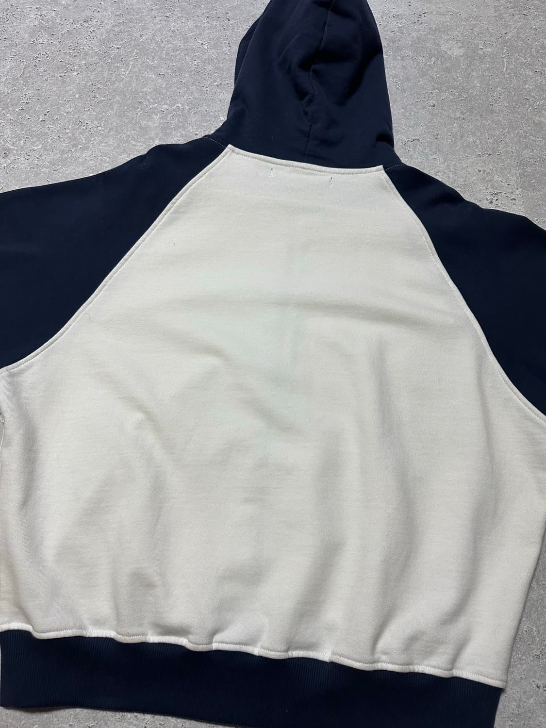 메종미네드 하트 배색 스웻 후드집업 상품이미지4