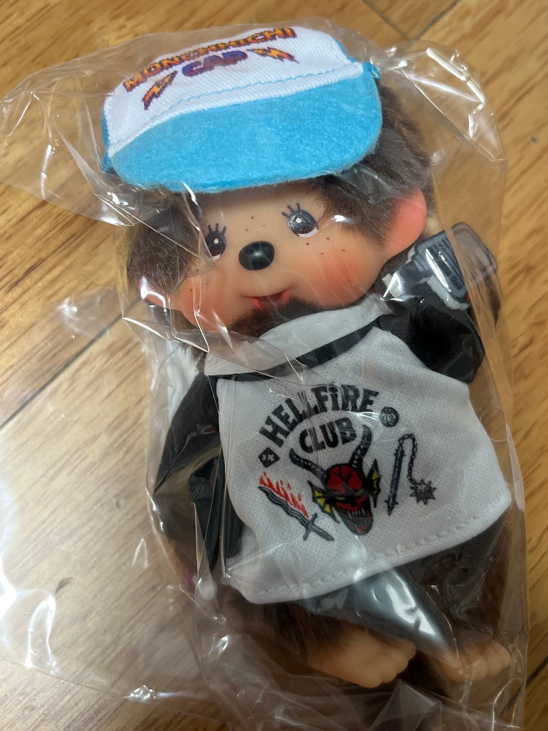 기묘한 이야기 헬파이어클럽 몬치치 상품이미지1