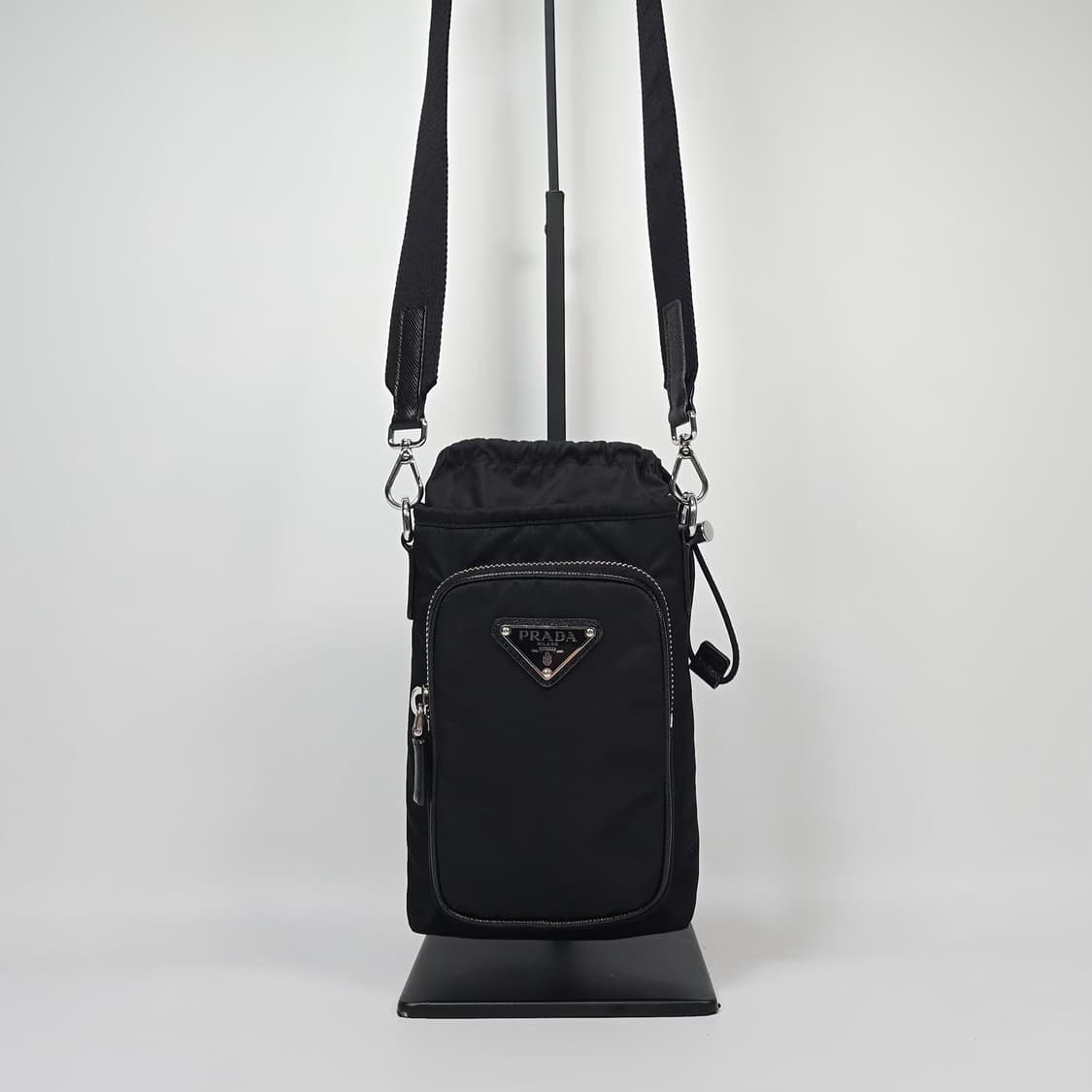 프라다 라프리마 나일론 삼각로고 크로스백 상품이미지2