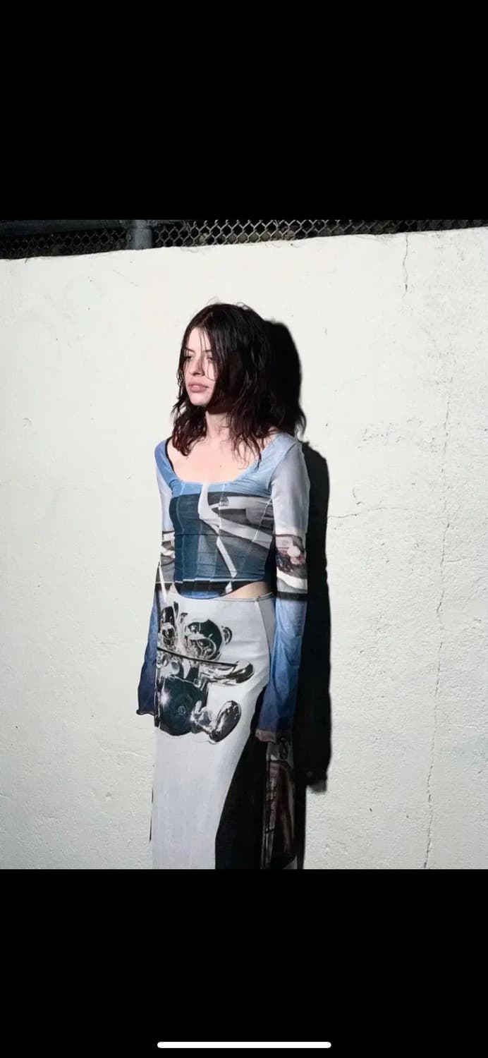 디와이도샵 코르셋 그래픽탑 상품이미지1