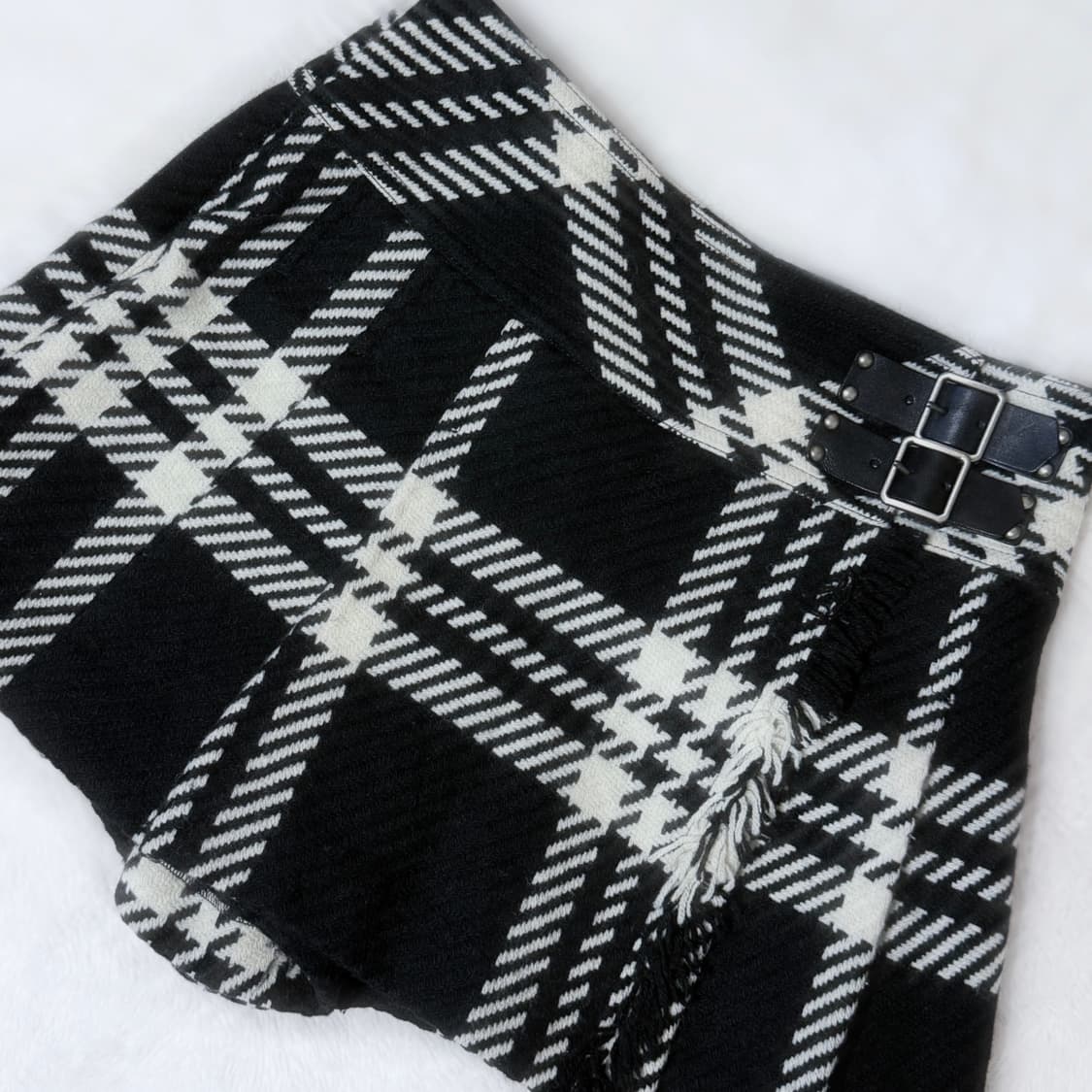 Burberry 버버리 블루라벨 나나깔 핀터깔 미니 스커트 ≽^•⩊•^≼ 상품이미지1