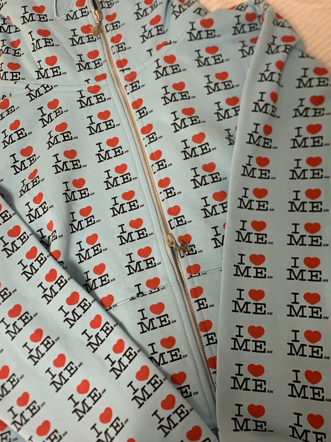 애슐리윌리엄스 후드집업 상품이미지1