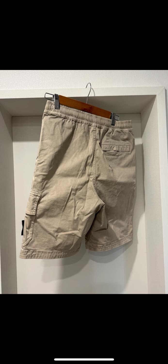 스톤아일랜드 올드 이펙트 배지 카고 버뮤다 팬츠 상품이미지3