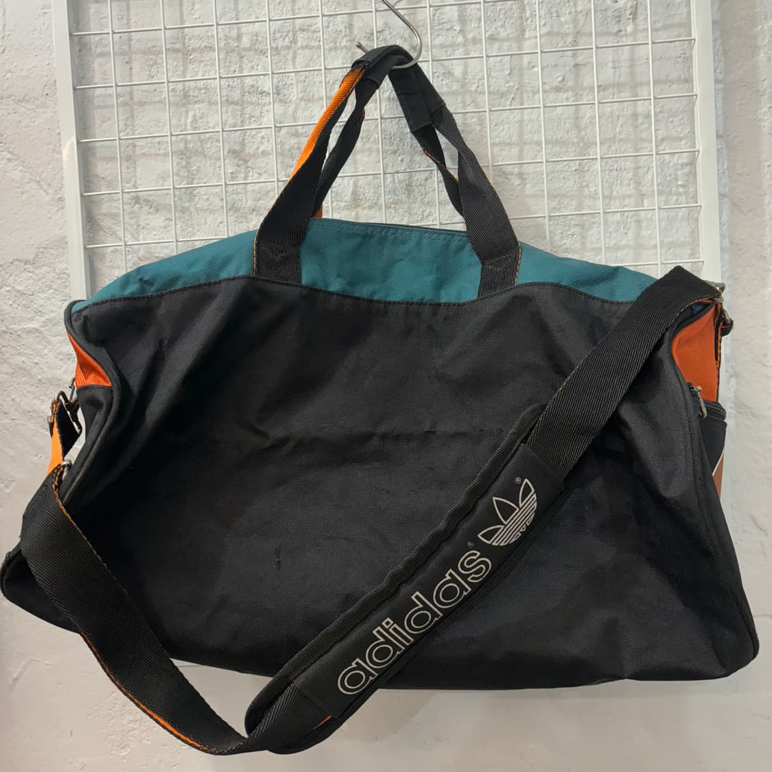 90s 아디다스 올드스쿨 빈티지 스트릿볼 베스킷볼 크로스백 OS 상품이미지3