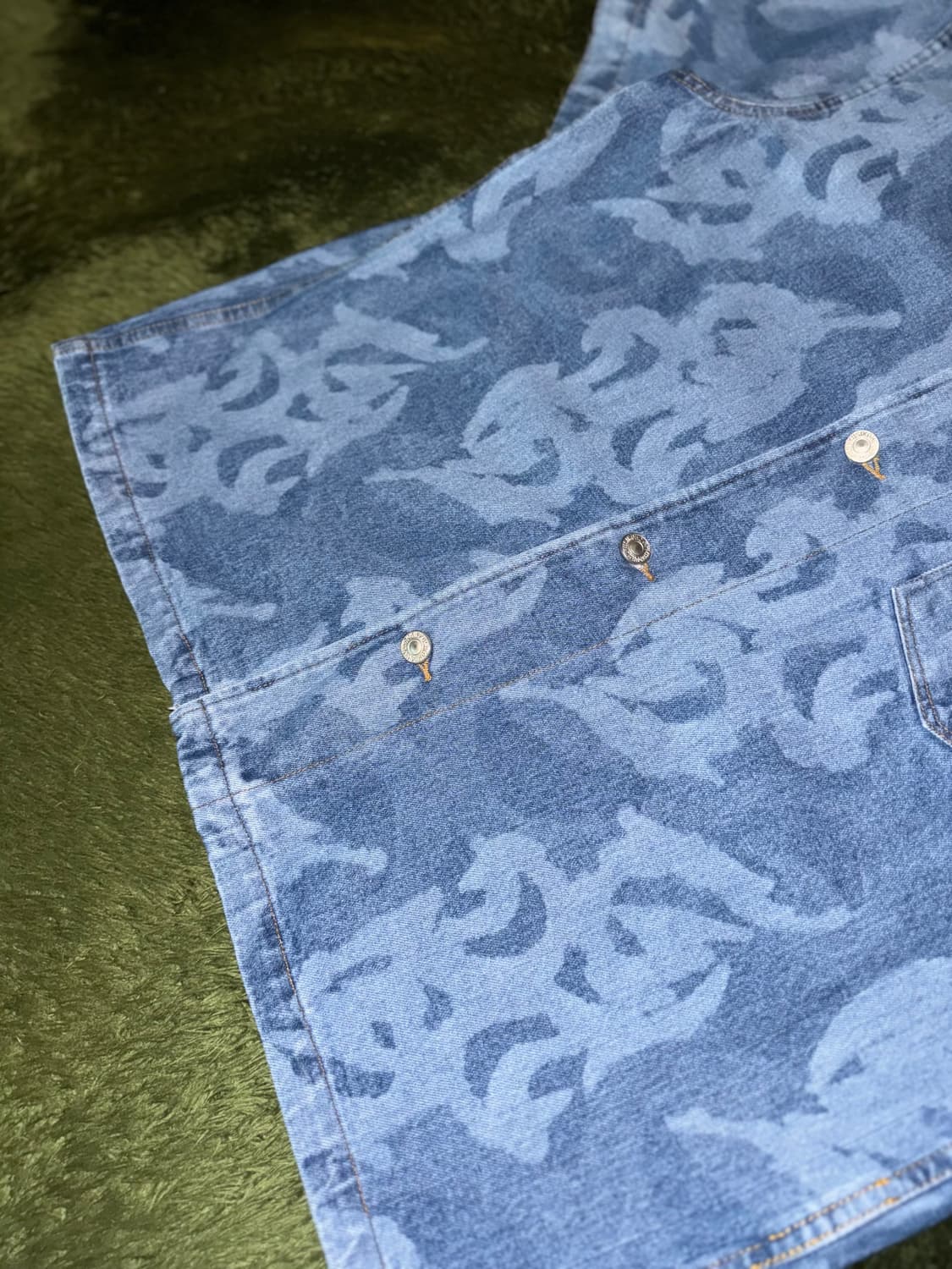 [M] KUSIKOHC 쿠시코크 플레임 그래픽 데님 하프 셔츠 상품이미지5