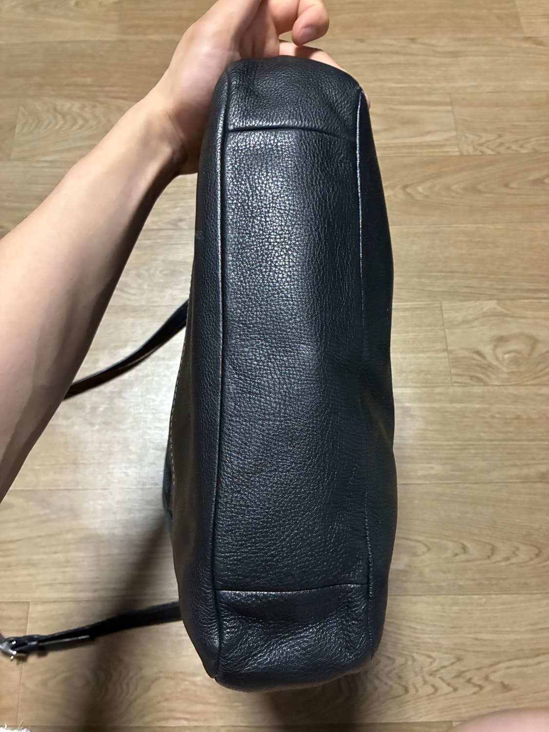 코치 시그니처 크로스 숄더백 블랙 상품이미지6