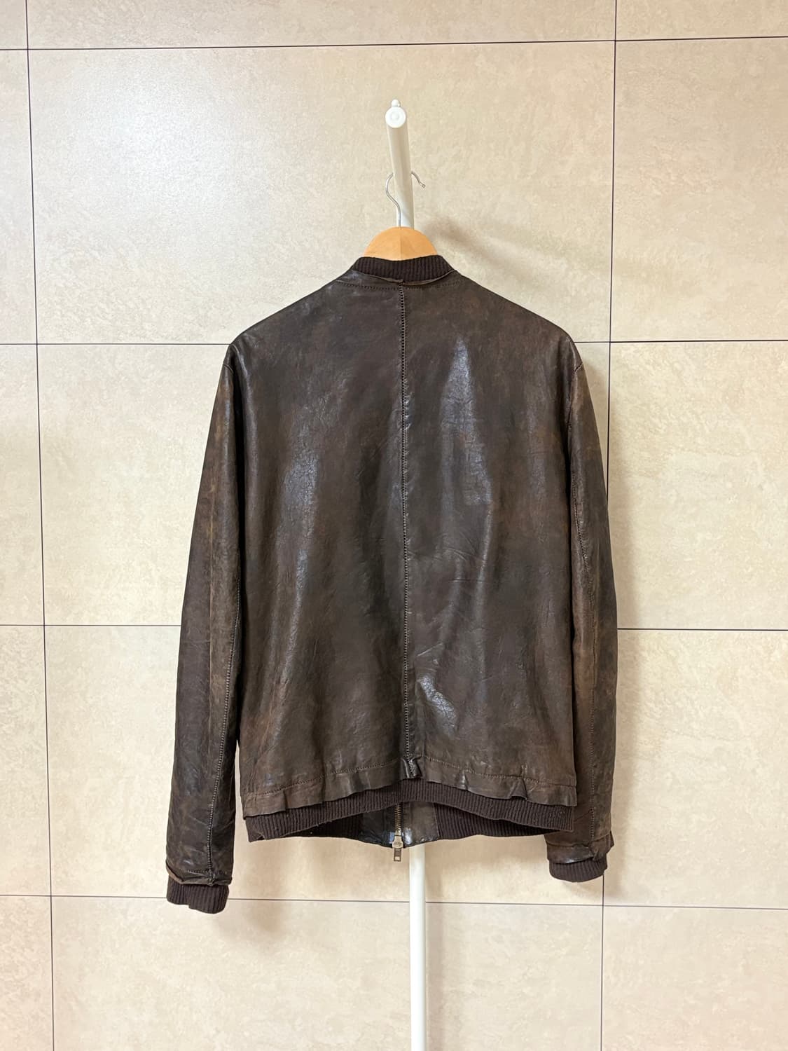 살바토레 산토로 수소봉제 레더 자켓 상품이미지5