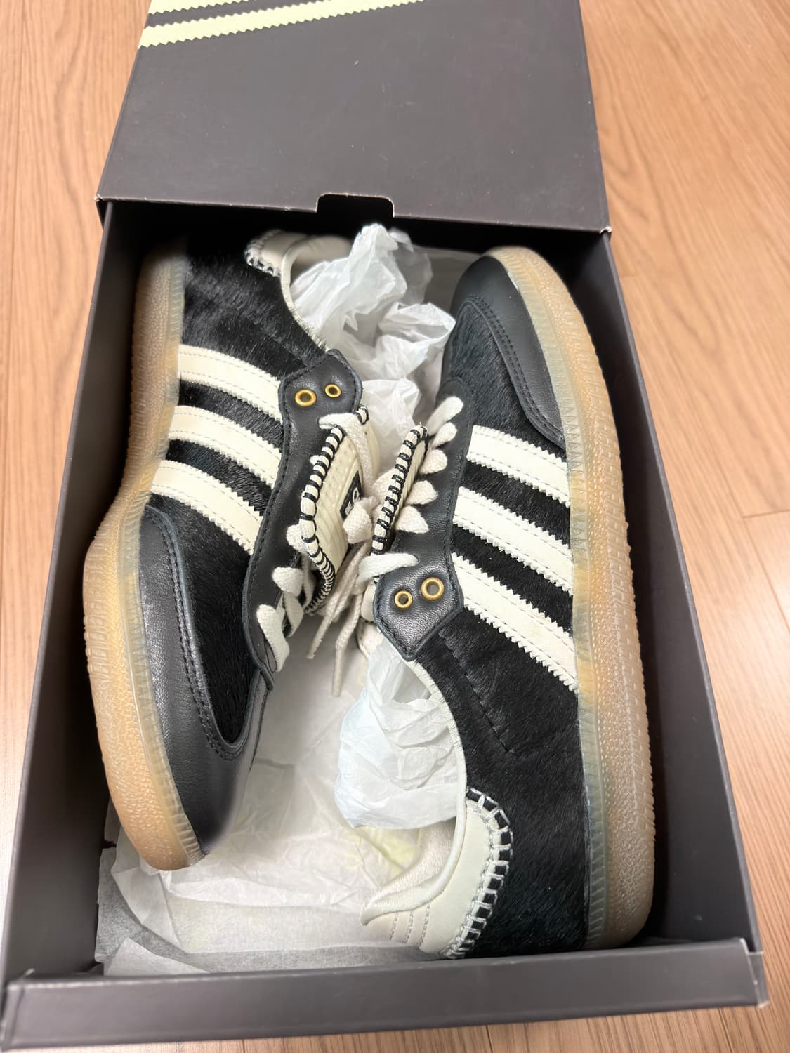 아디다스 삼바 웨일스 보너 포니 터널 삼바 코어블랙 상품이미지5