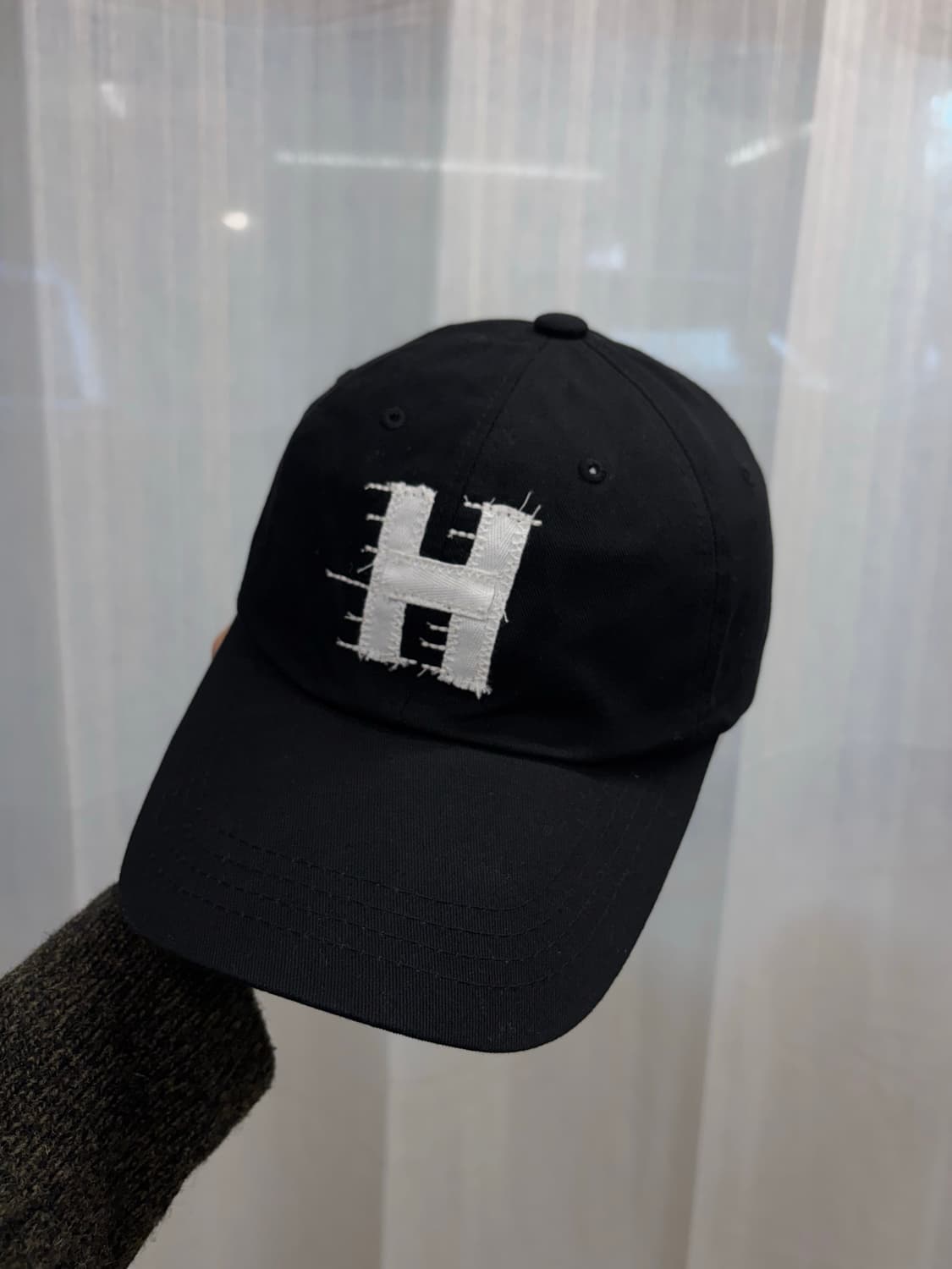 Hea.a 헤아 닉 에이치 볼캡 모자 상품이미지1