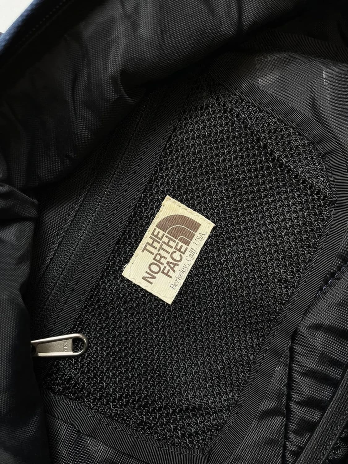 노스페이스 퍼플 배색 21L 백팩 Q1378 상품이미지7