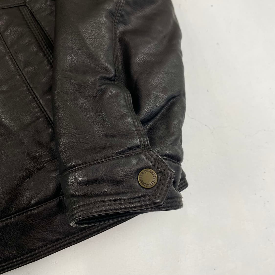 리바이스 레드 탭 블랙 레더 덱 자켓 (95) 상품이미지5