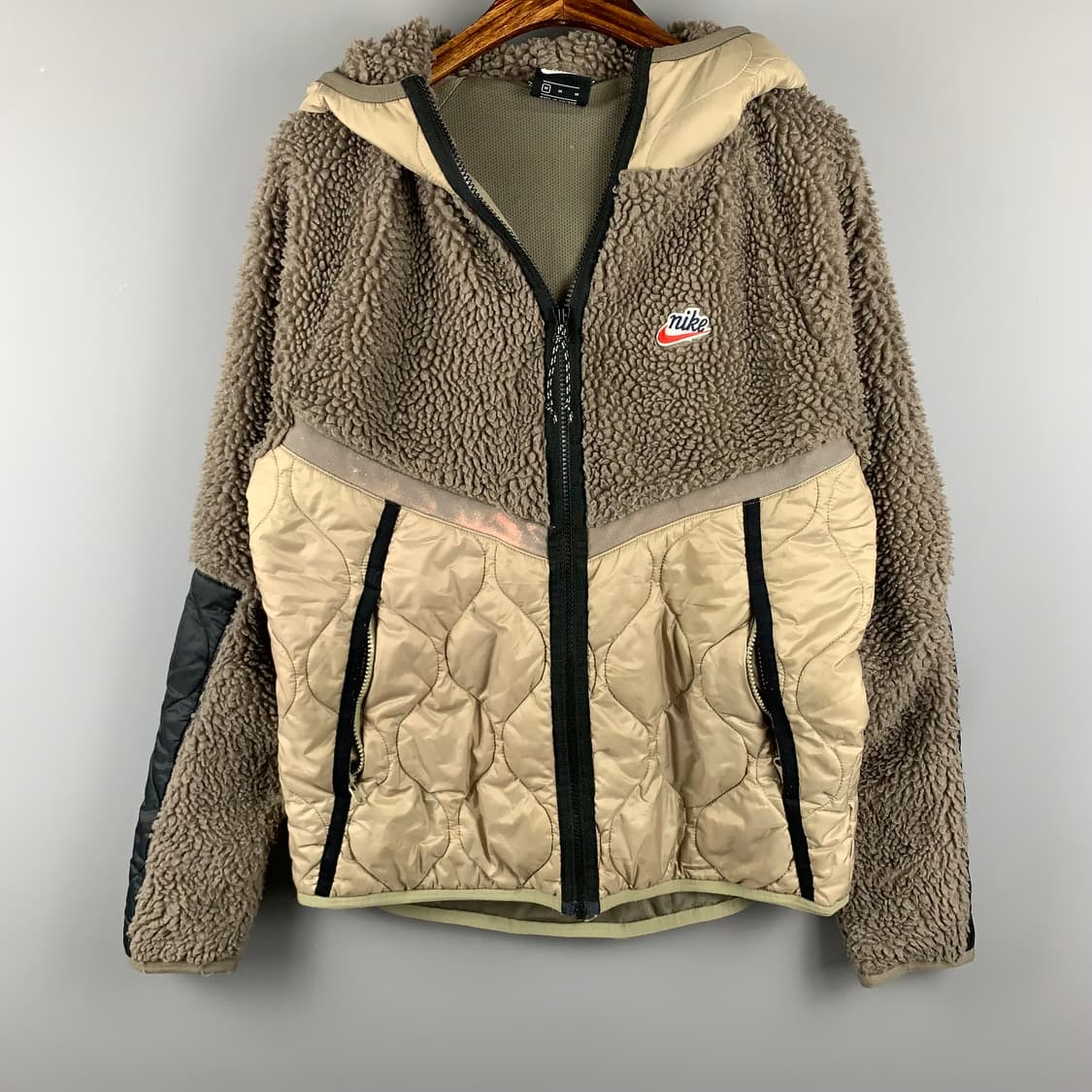 나이키 퓨추라 헤리티지 쉐르파 퀼팅 자켓 상품이미지2