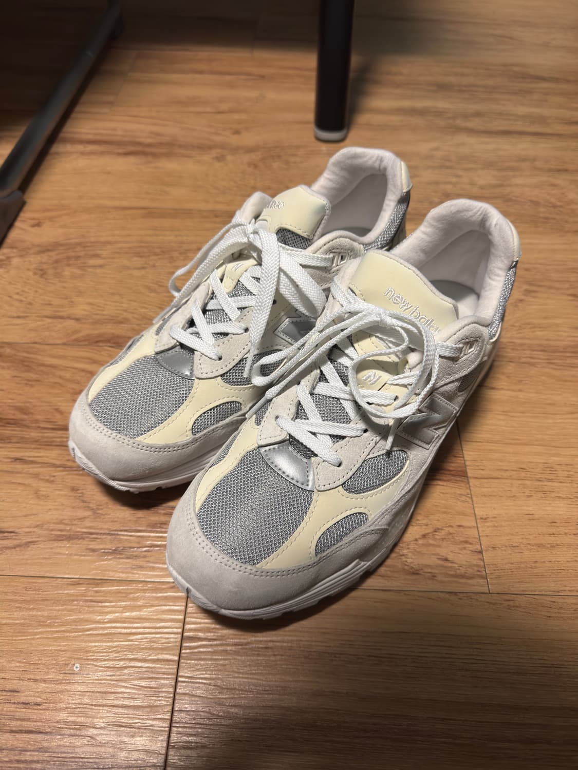 뉴발 992 화이트 리플렉션 상품이미지1