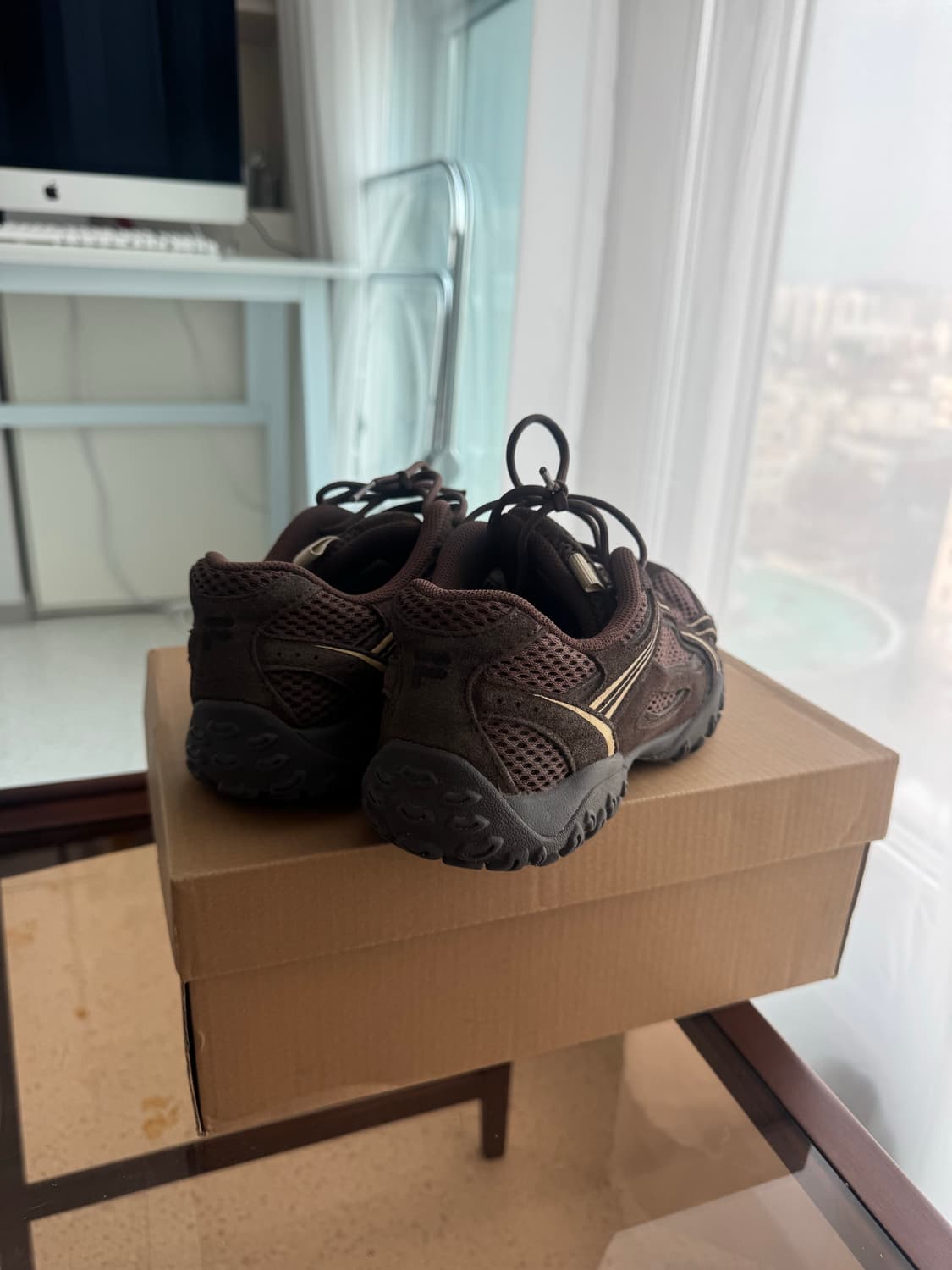 휠라 에샤페 초코 한소희 운동화 235 상품이미지6