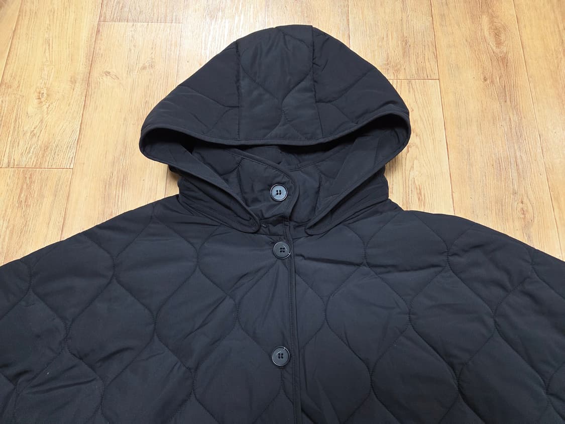 COS 오버사이즈 퀼티드 케이프 프리사이즈 새상품 상품이미지7