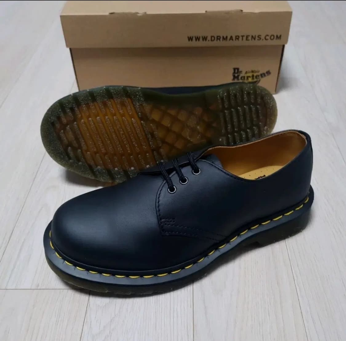 [새제품230] 닥터마틴 1461 나파 블랙 구두 여자 상품이미지3