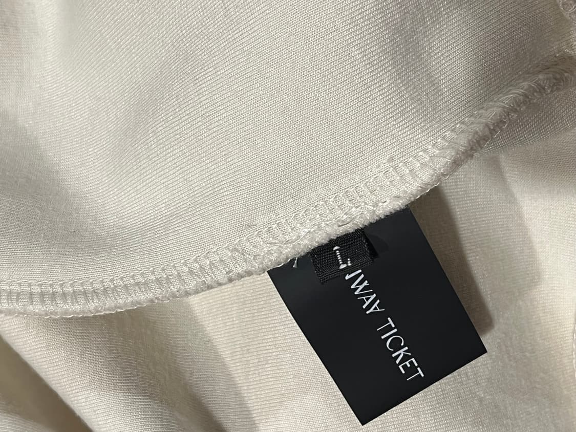 런웨이티켓 퍼 후드집업 아이보리 L 상품이미지2