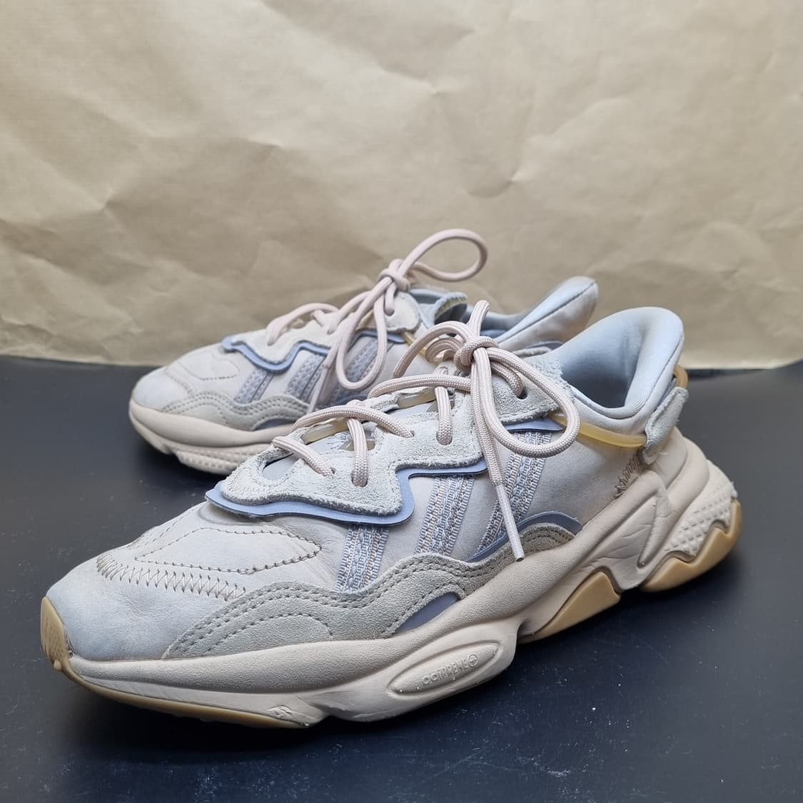 아디다스 오즈위고 페일누드 운동화230 상품이미지1