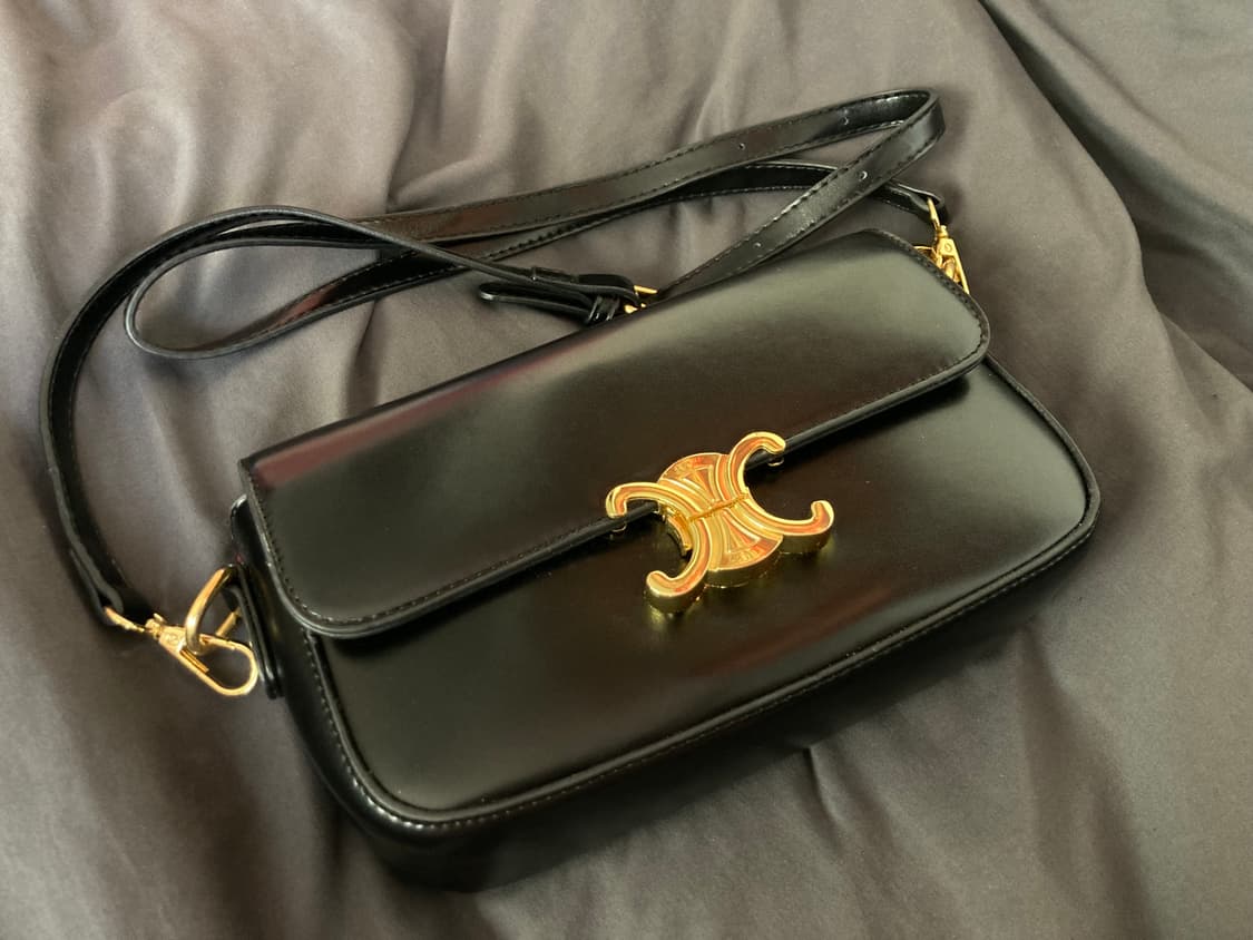 셀린느 트리오페 틴 블랙 숄더백 상품이미지1