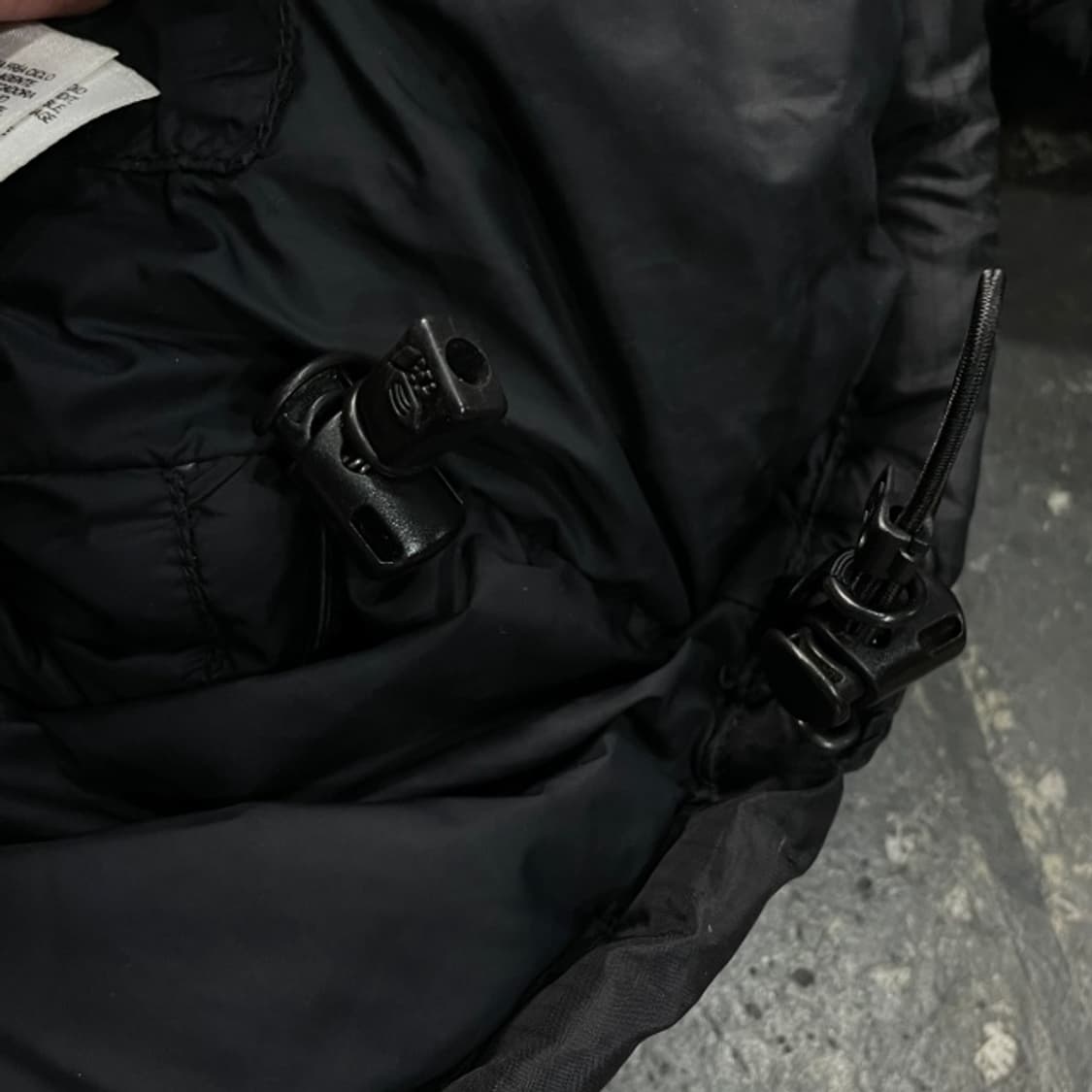 100 마운틴하드웨어 콘듀잇 패딩  상품이미지6