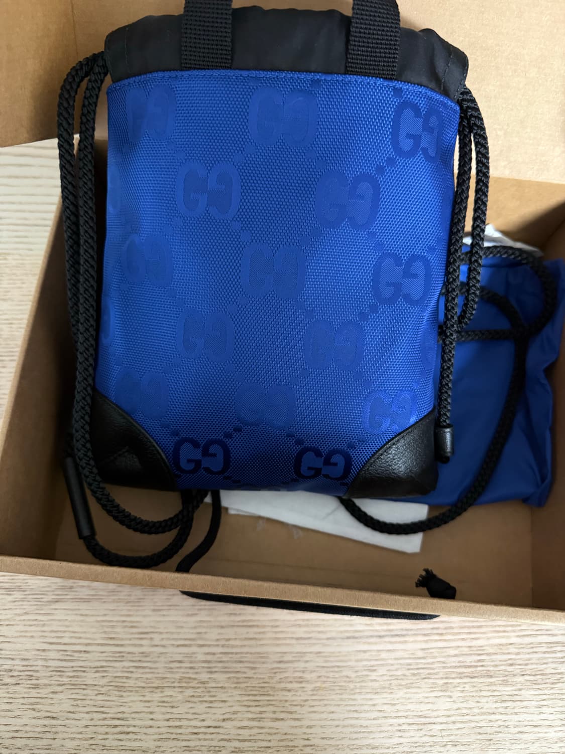 구찌 오프 더 그리드 파우치 백팩 새상품 상품이미지2