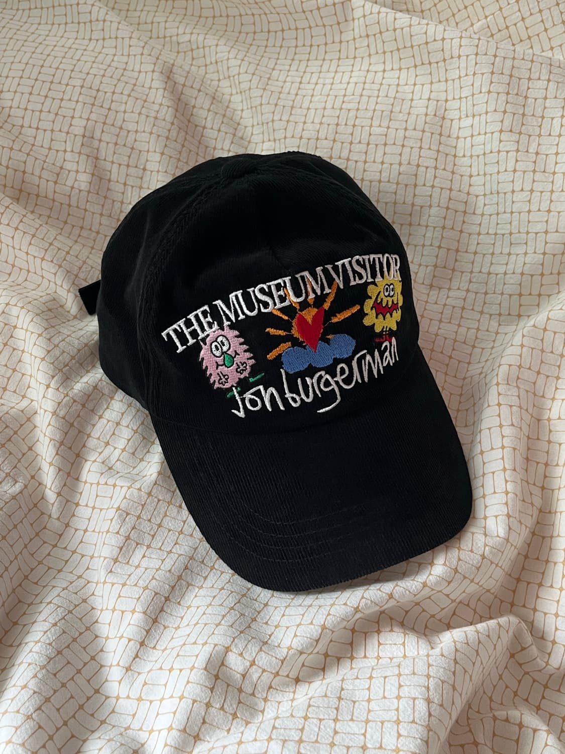 더뮤지엄비지터 존버거맨 볼캡 상품이미지1