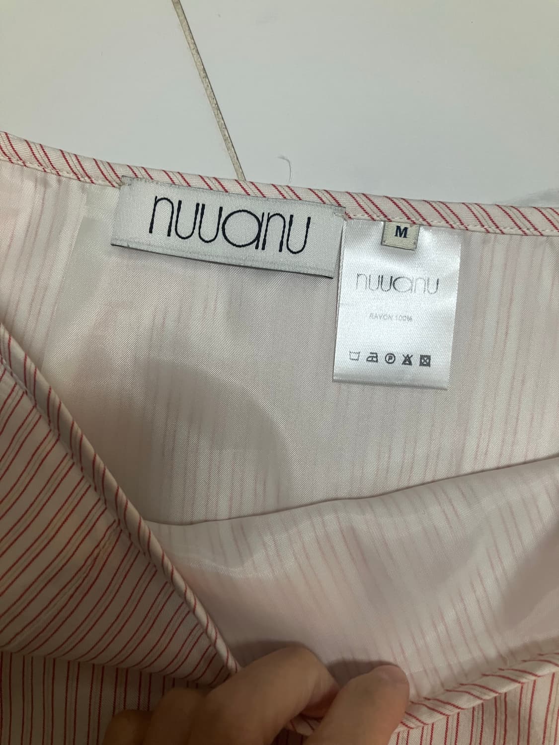 누아누 레드 스트라이프 미니 스커트 상품이미지4