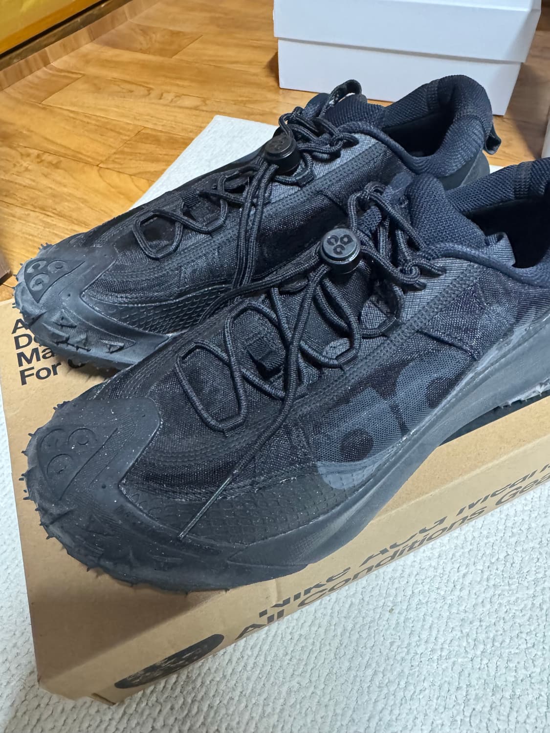 나이키 acg 마운틴 플라이 블랙 280 (풀박스) 상품이미지1