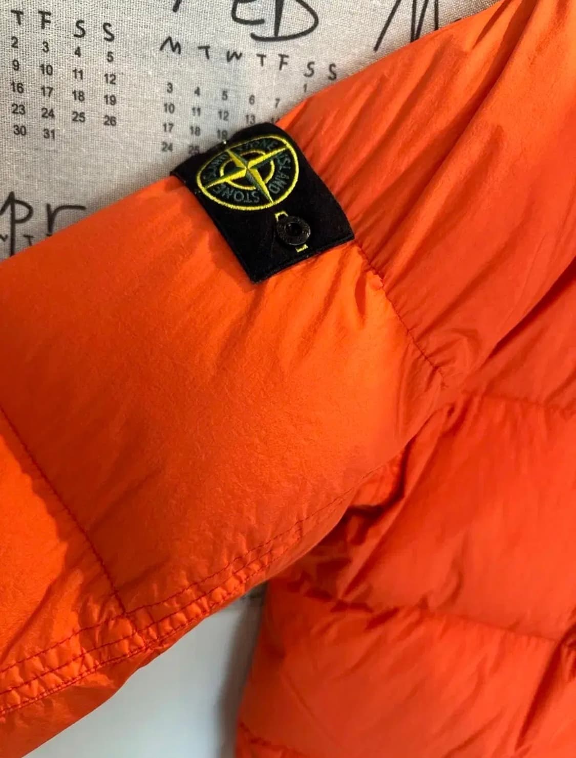 스톤아일랜드 크링클 랩스 후드 다운 자켓 오렌지레드 L 상품이미지6