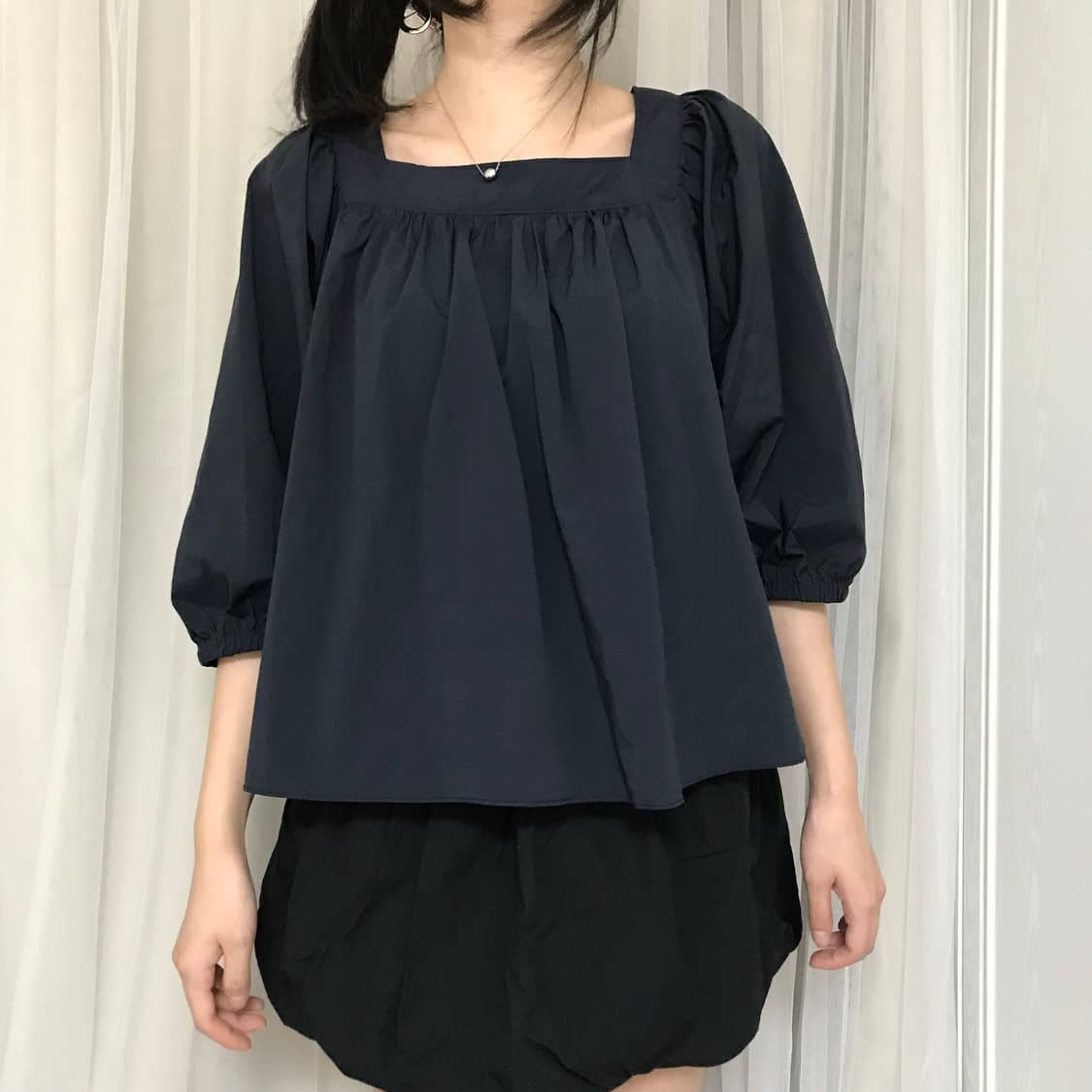 네이비 스퀘어넥 블라우스 러블리 모리 일본빈티지 셔링 7부 상품이미지1