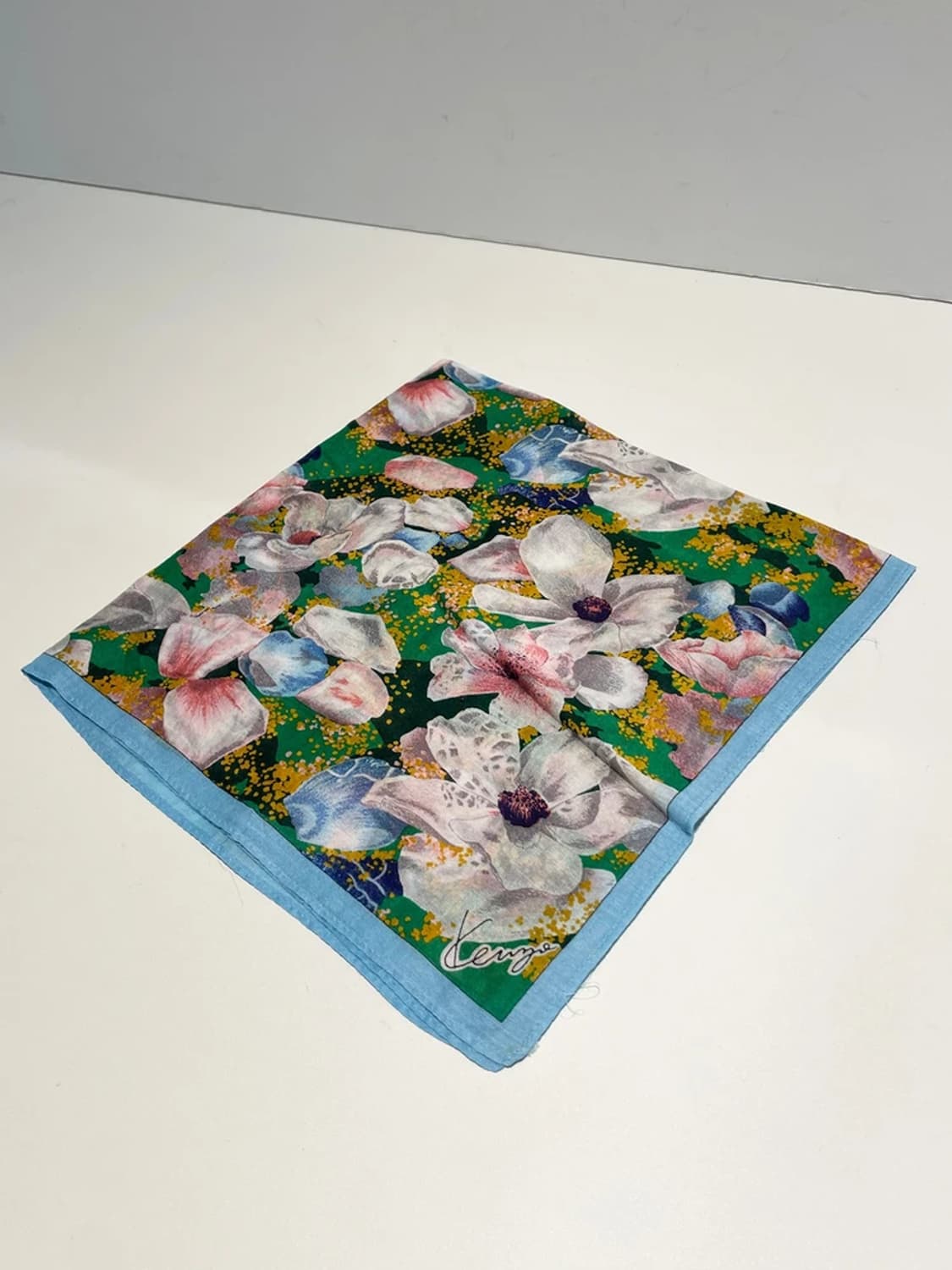 겐조 00s 재팬 플라워 패턴 쁘띠 손수건 A1463 상품이미지3