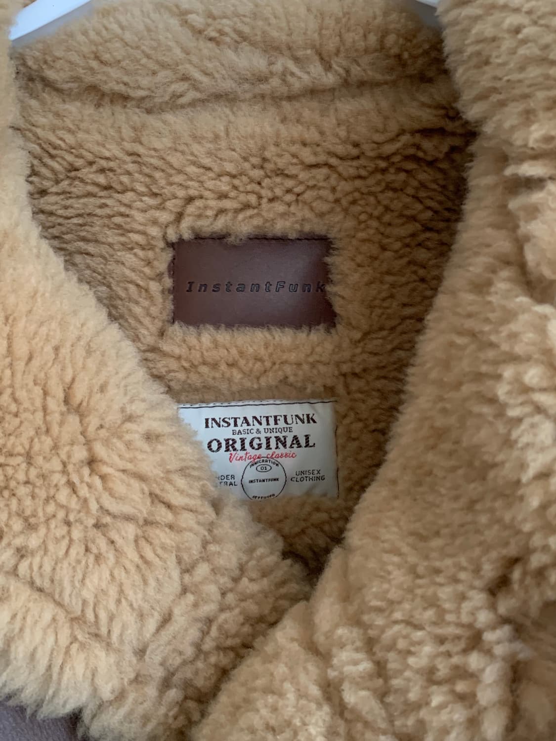 인스턴트펑크 고준희 무스탕 (남녀공용) 상품이미지4