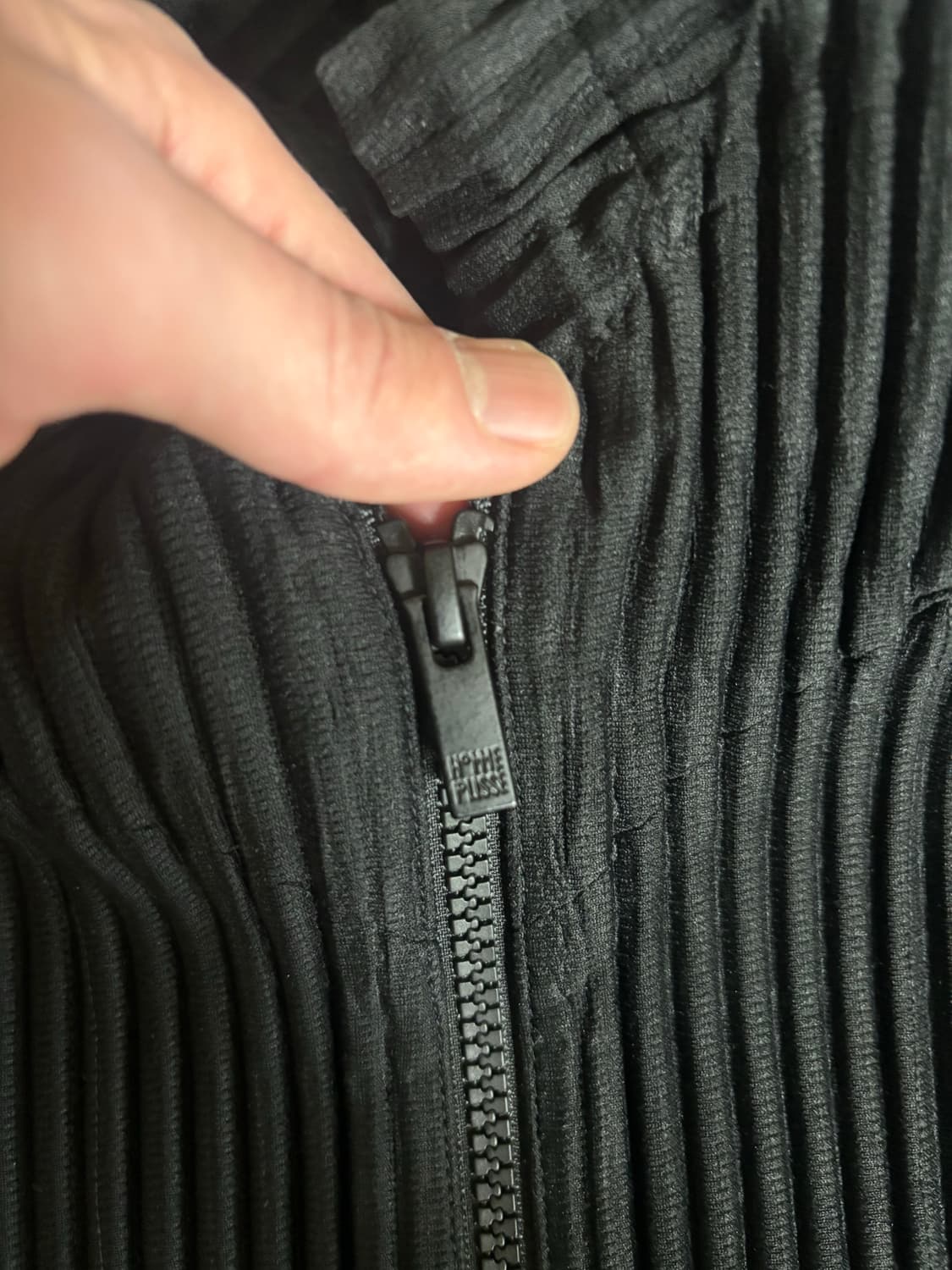 [3] 옴므 플리세 이세이 미야케 MC 줄라이 집업 파카 블랙 상품이미지5