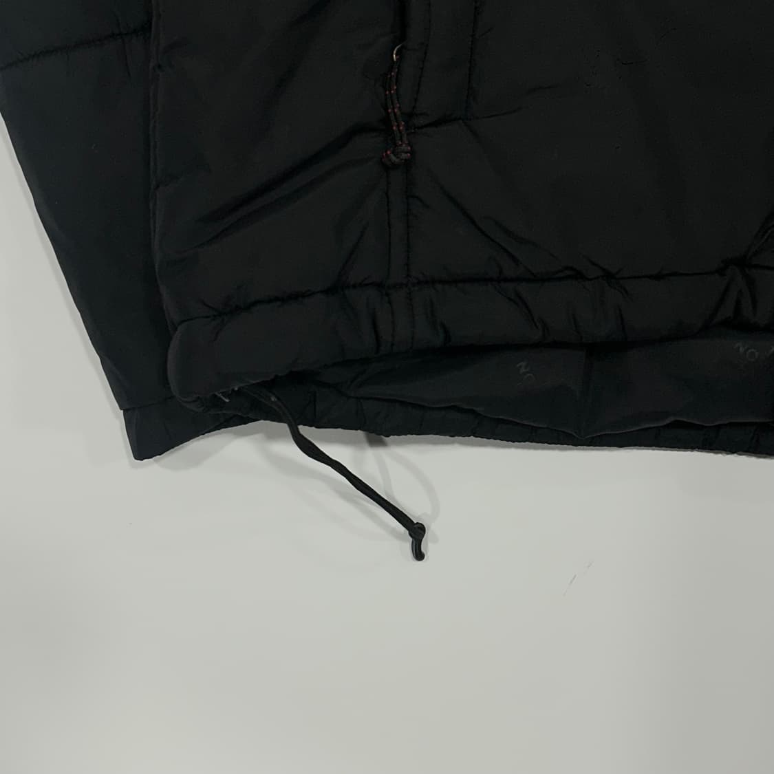 The north face 노스페이스 블랙 패딩 상품이미지5