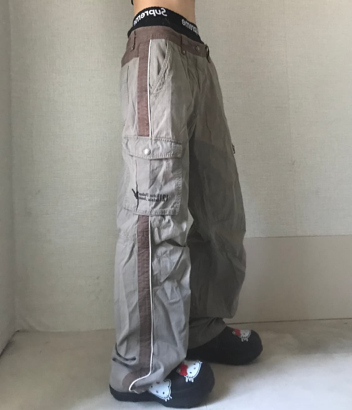 트랙디테일 카키 카고팬츠 상품이미지1