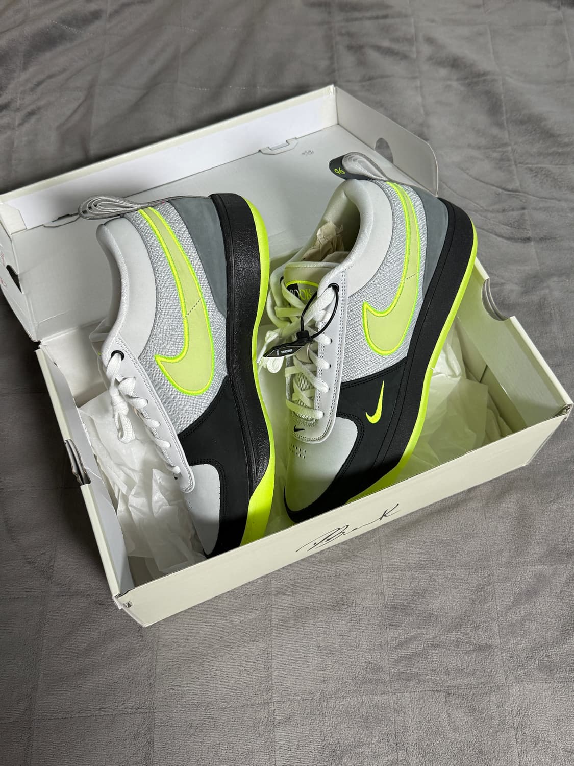 나이키 Book1 EP 라이트 스모크 그레이 볼트(새상품) 상품이미지3