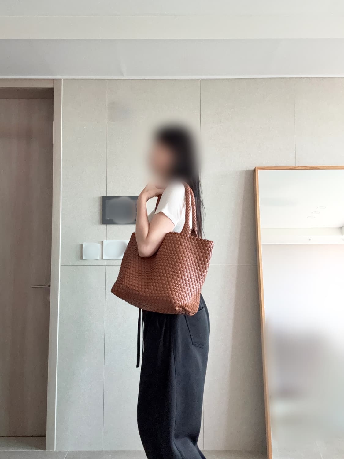 미사용 새상품 / 보부상 가방 / 부들부들 소재 / 파우치 포함 상품이미지1