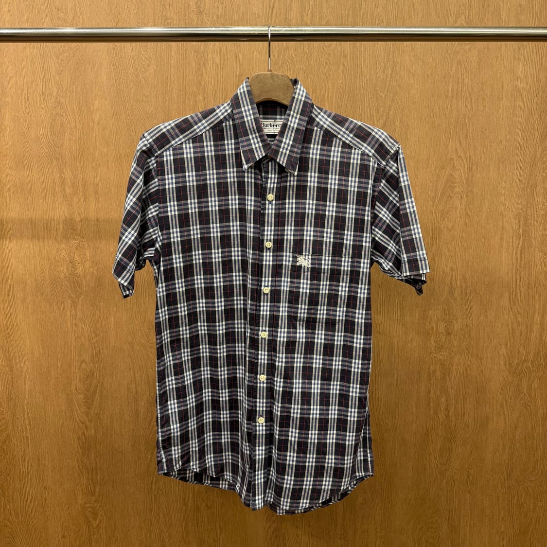 버버리 런던 클래식 노바 체크 반팔 셔츠 자수 로고 코튼 네이비 상품이미지2