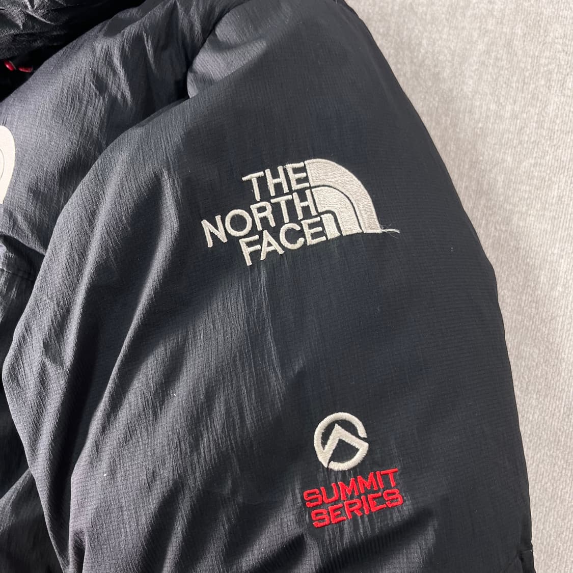 100 노스페이스 써밋시리즈 히말라야 블랙 패딩 상품이미지5