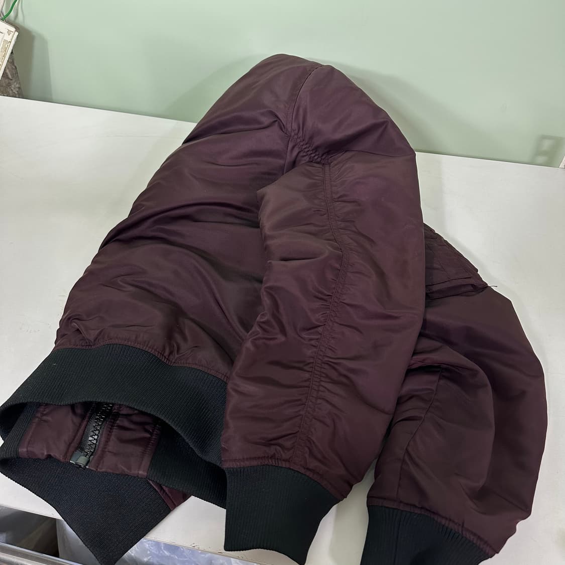 M 100 흐앤므 H&M 딥레드 MA1 항공자켓 상품이미지5