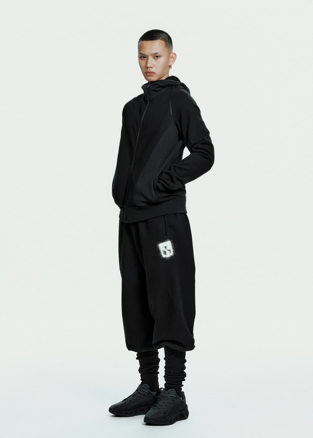 혜인서 25fw Slashed Zip Hoodie 4사이즈 챠콜 상품이미지5