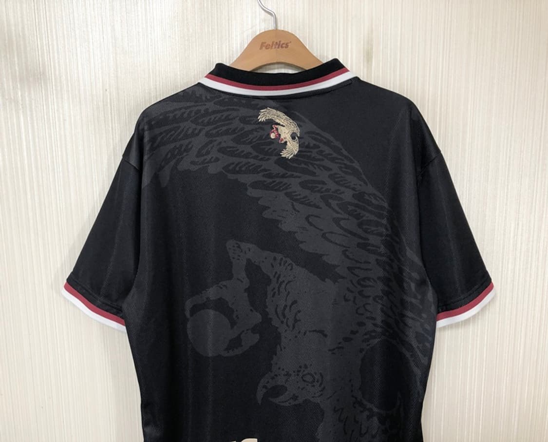 미즈노X오버더피치 콜라보 모렐리아 40주년기념 풋볼져지 L 상품이미지9